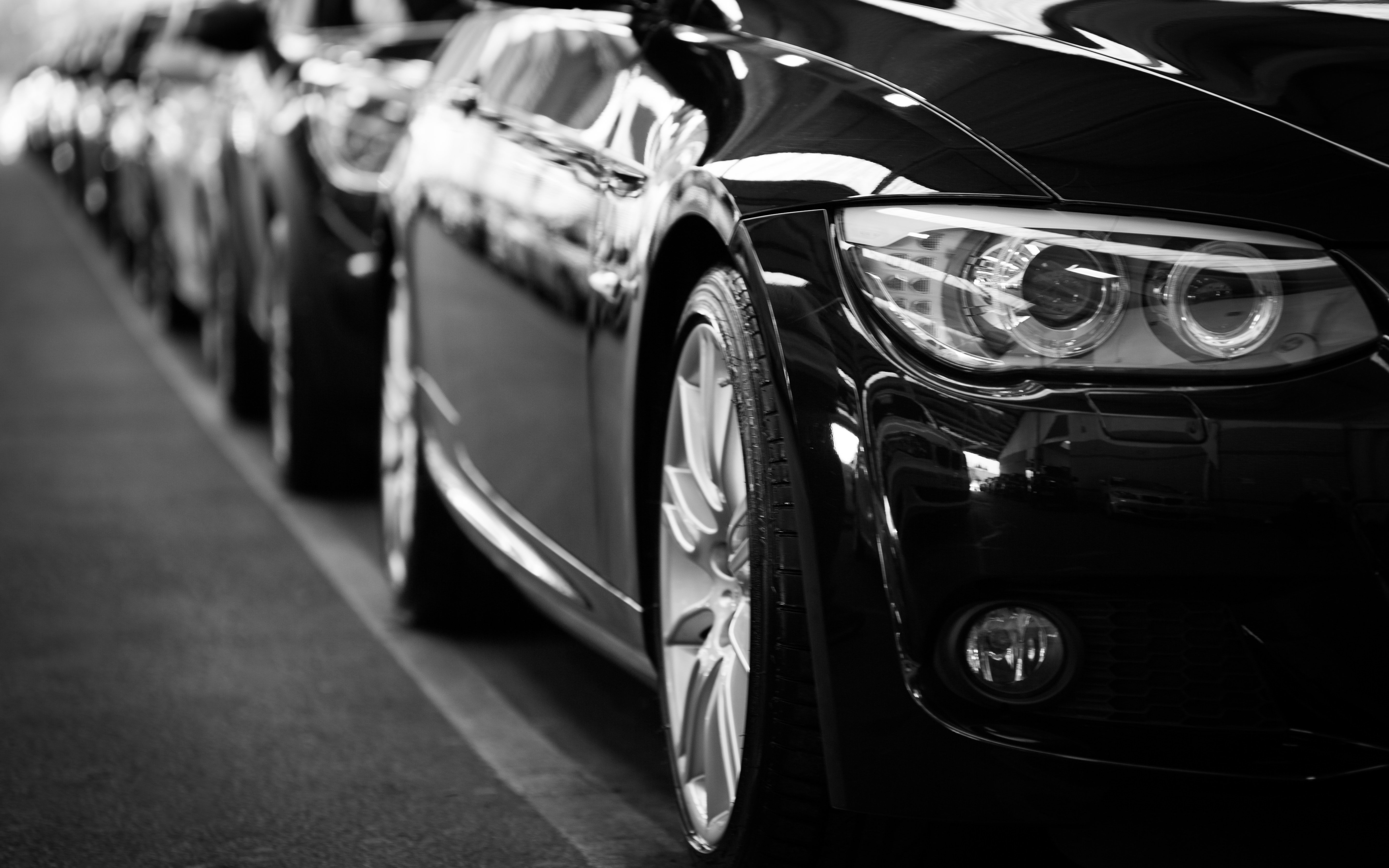 Auto detailing – czym różni się od zwykłego mycia samochodu